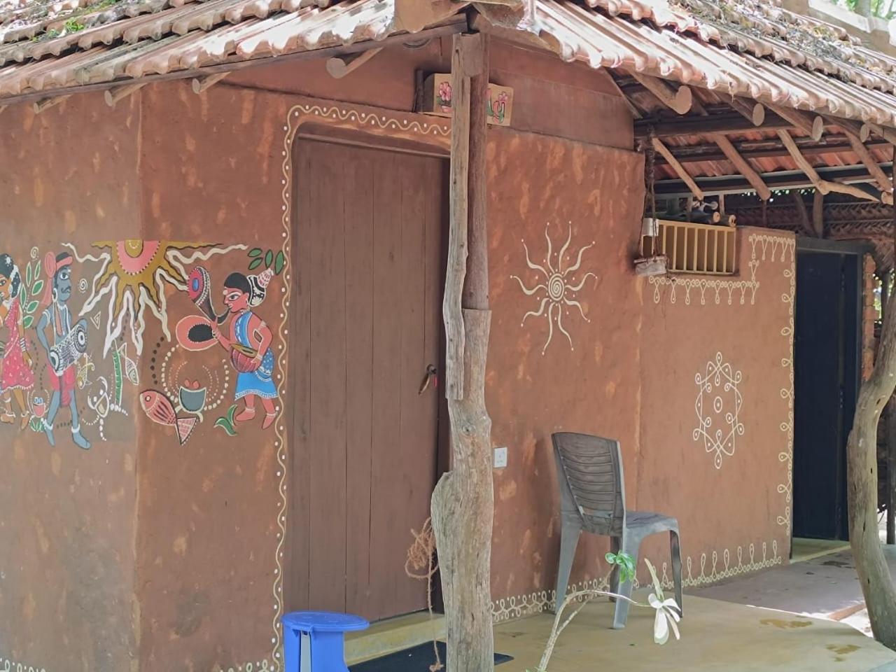 Light House Beach Hut Komari Exterior photo