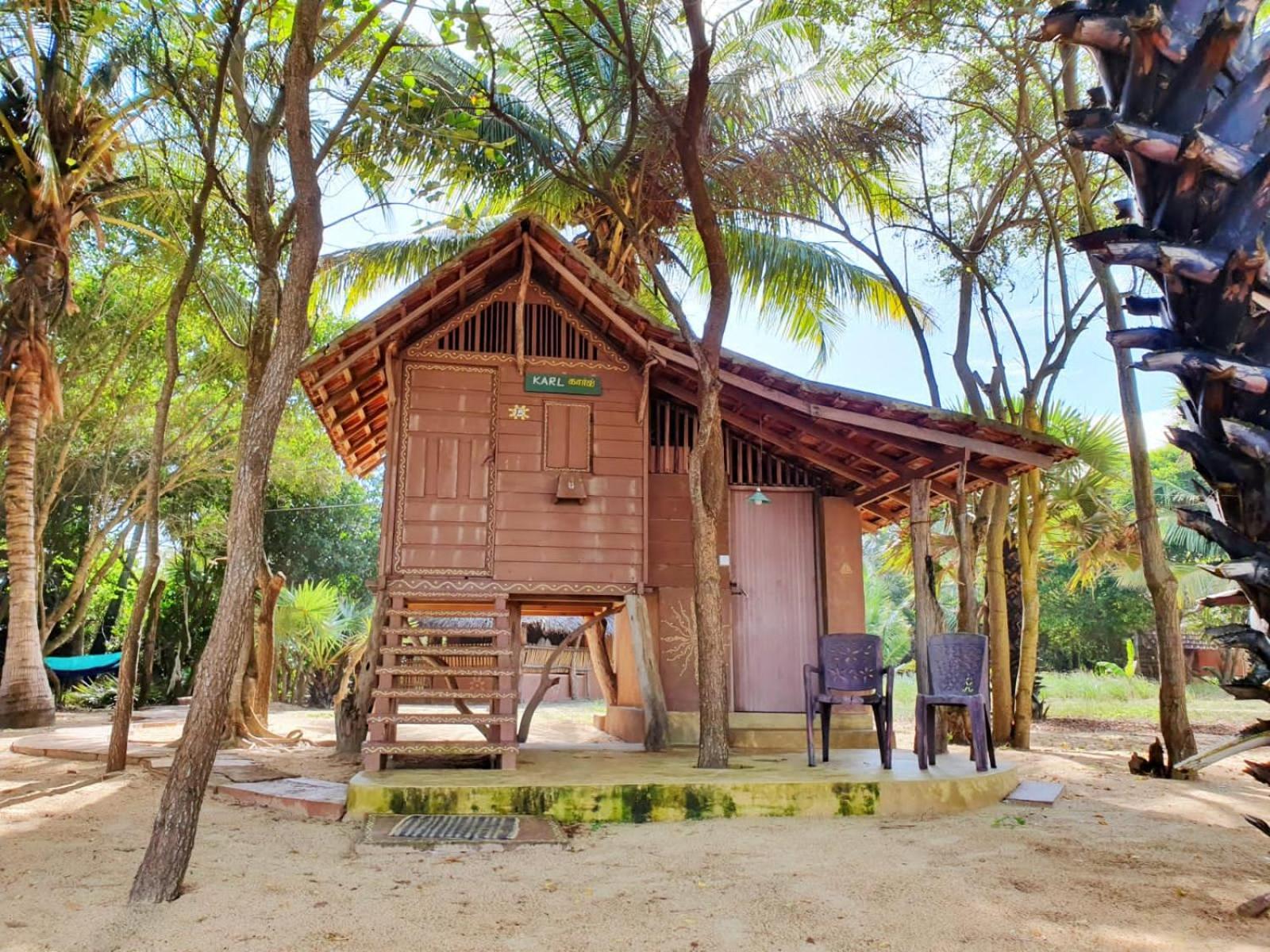 Light House Beach Hut Komari Exterior photo